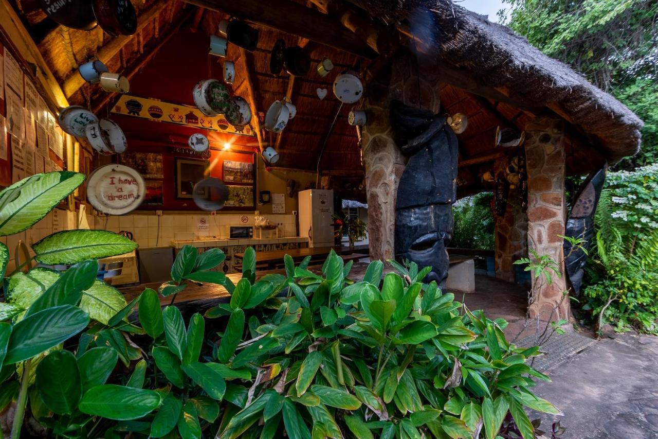 Victoria Falls Backpackers Lodge- Camp Sites 외부 사진