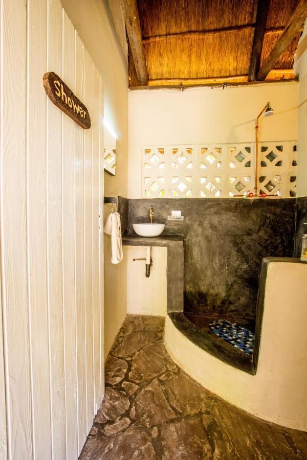 Victoria Falls Backpackers Lodge- Camp Sites 외부 사진