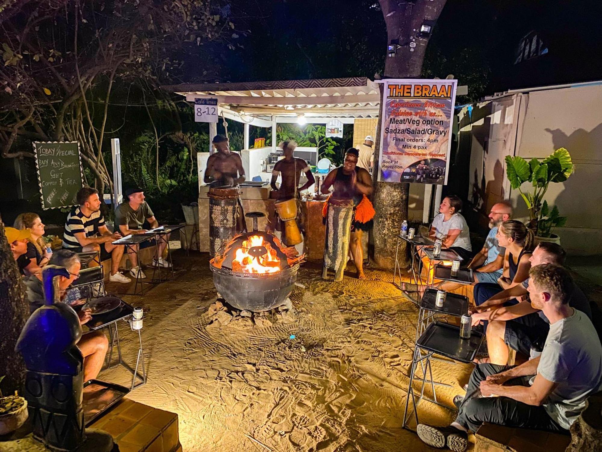 Victoria Falls Backpackers Lodge- Camp Sites 외부 사진