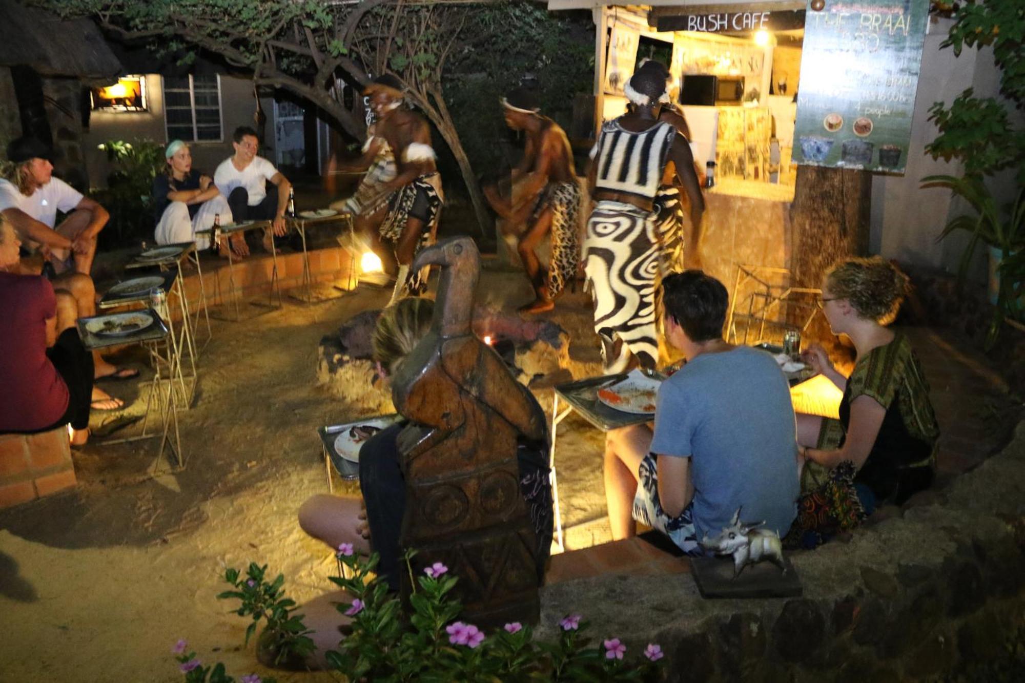Victoria Falls Backpackers Lodge- Camp Sites 외부 사진